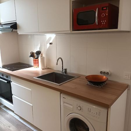 Appartement T2 Renove, Centre-Ville Hendaye, Proche Baie, Sans Ascenseur, Balcon, Calme, Wifi Non Inclus - Fr-1-239-850 Esterno foto