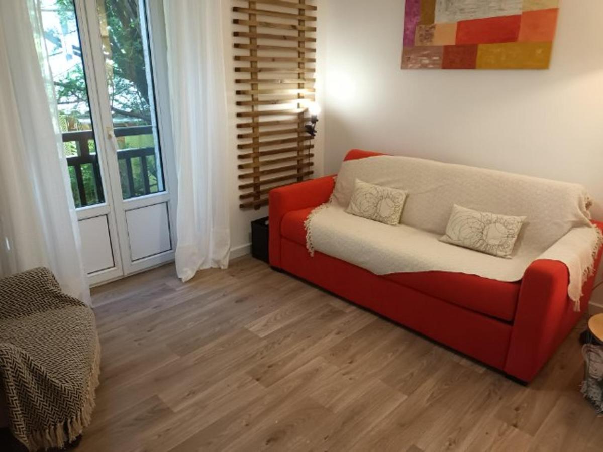 Appartement T2 Renove, Centre-Ville Hendaye, Proche Baie, Sans Ascenseur, Balcon, Calme, Wifi Non Inclus - Fr-1-239-850 Esterno foto