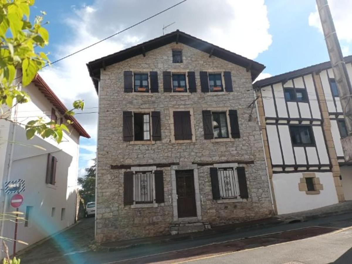 Appartement T2 Renove, Centre-Ville Hendaye, Proche Baie, Sans Ascenseur, Balcon, Calme, Wifi Non Inclus - Fr-1-239-850 Esterno foto