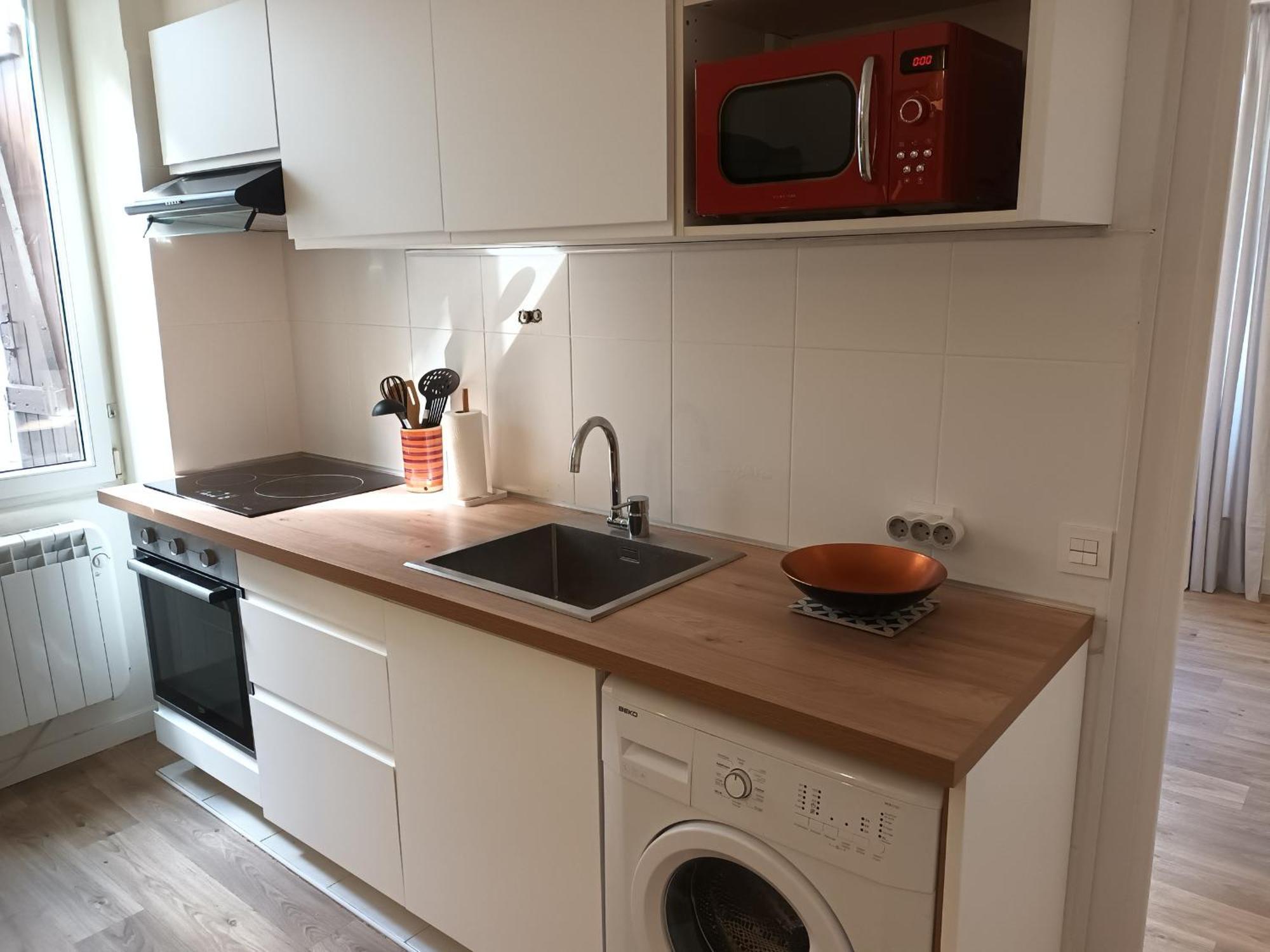 Appartement T2 Renove, Centre-Ville Hendaye, Proche Baie, Sans Ascenseur, Balcon, Calme, Wifi Non Inclus - Fr-1-239-850 Esterno foto